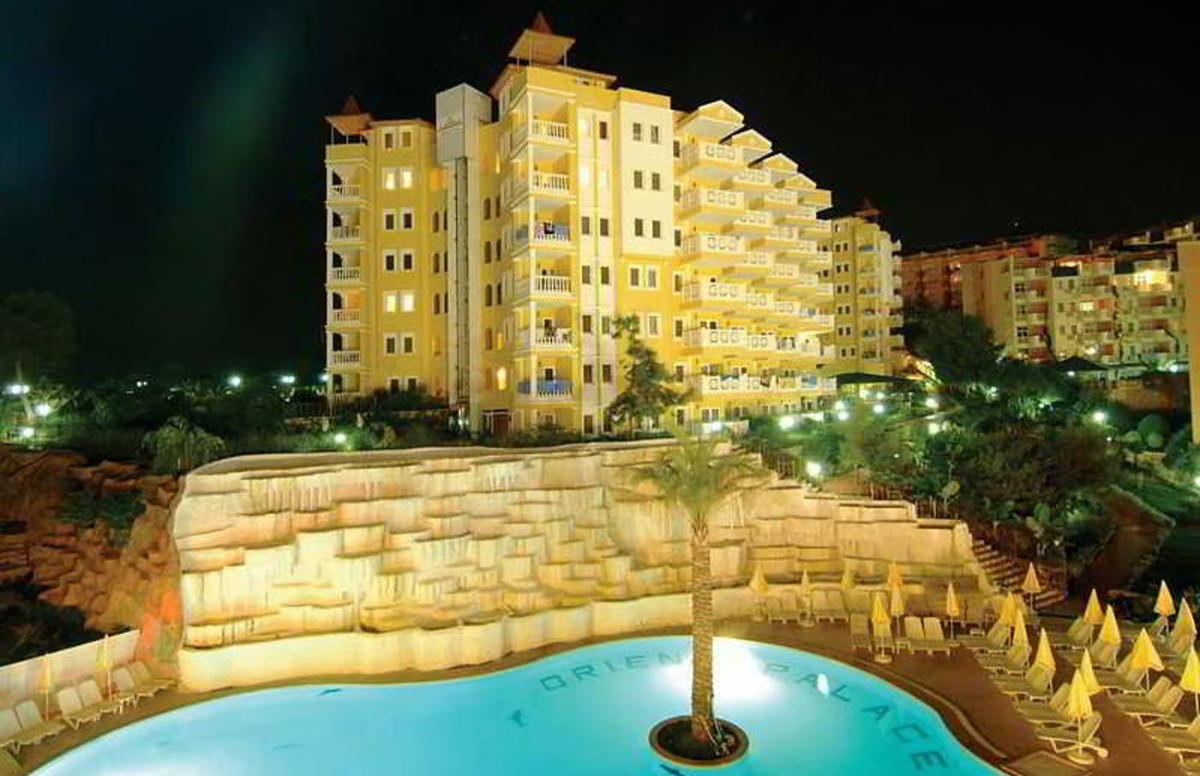 Orient Palace Otel icradan satışa çıktı