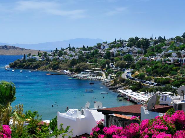 İngiliz seyahat yazarı Bodrum'u göklere çıkardı