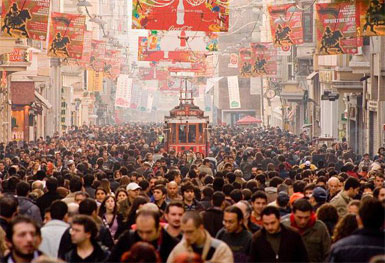 "Bir Antikacı Dükkânı Olarak İstanbul" konferansı...
