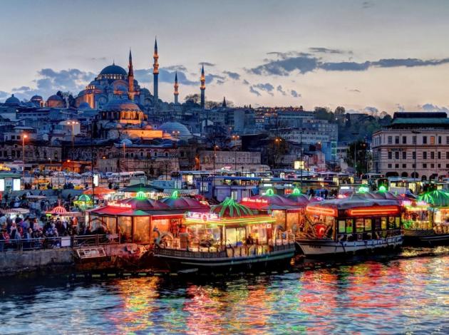 İstanbul'a gelen turist sayısı  % 17,5 arttı