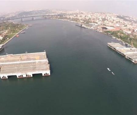 İstanbul Tarihi Galata Köprüsü'ne veda etti