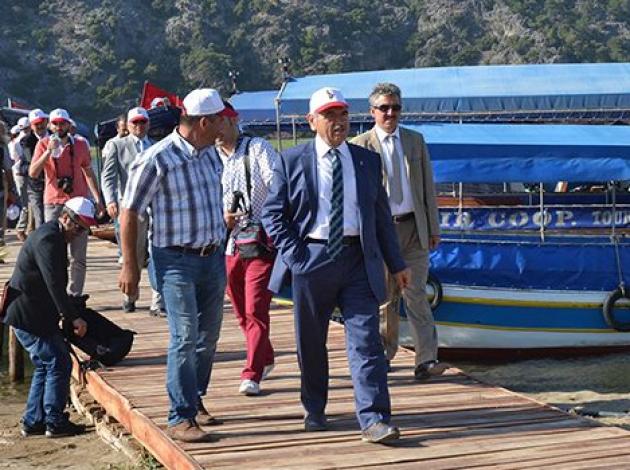 İztuzu'nda son noktayı rektör koydu