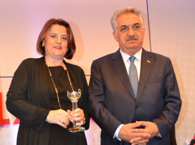 Jolly  Tur’a  bir ödül de bakanlıktan...