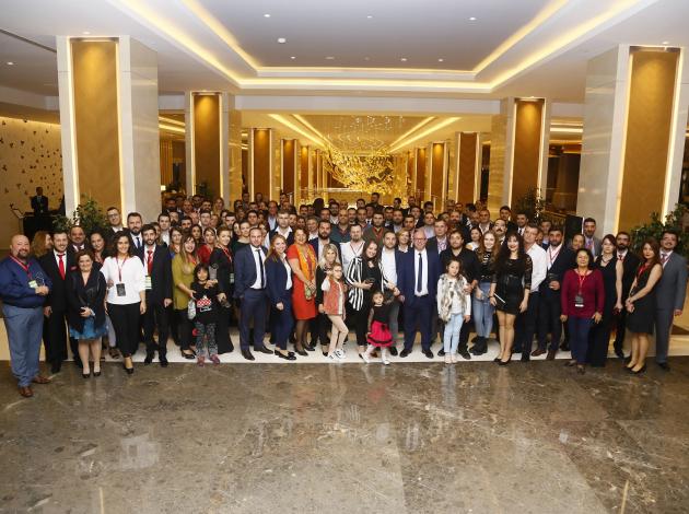 Jolly Tur Ailesi sezonun yorgunluğunu Antalya'da attı