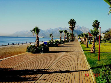Turizmciler, Kemer sahili için ayaklandı...
