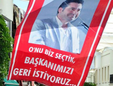 Bodrum, Başkanı için ayağa kalktı...