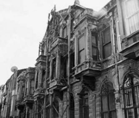 Kumkapı’daki papaz evleri butik otel olacak!