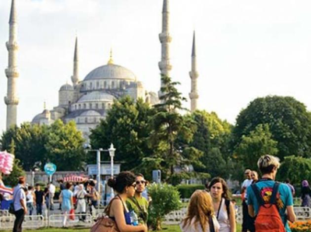 'Kuyruk Mafyası' Turizmi Tehdit Ediyor