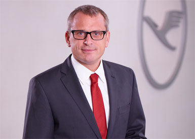 Lufthansa'nın müdürlüğü'ne Stefan Löcherbach atandı