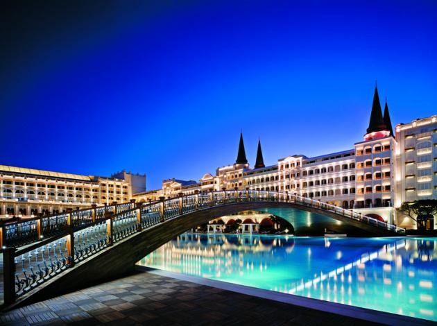 Mardan Palace 18 gün Suudi Kral Salman'ı ağırlayacak