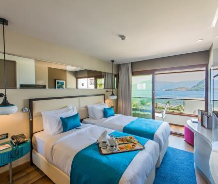 Marmaris'te 16 Plus tatil