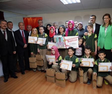 Menderes Türel’den 5 yıldızlı karne hediyesi
