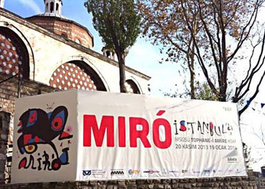 Miro sergisine çakma operasyonu!