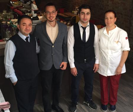 Misafirlerine altı dilde hizmet veren otel