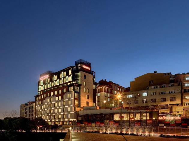 Mövenpick Hotel İstanbul Golden Horn hizmete girdi