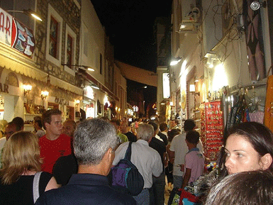 23.59 yasağı, Bodrum'u karıştırdı...