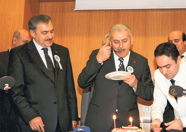 3 ilin paylaşamadığı Zafer Havaalanı'nın imzaları atıldı...