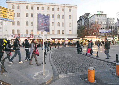 Sultanahmet, yaya kaldı!..