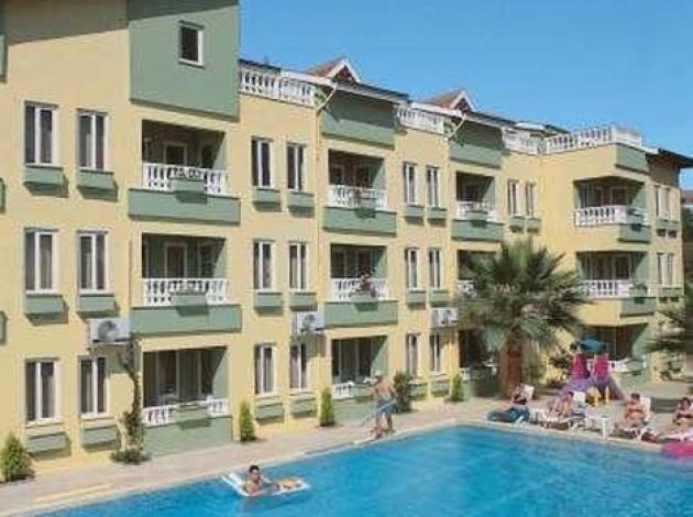 Otelden hizmetini eleştiren misafirlere sert cevaplar