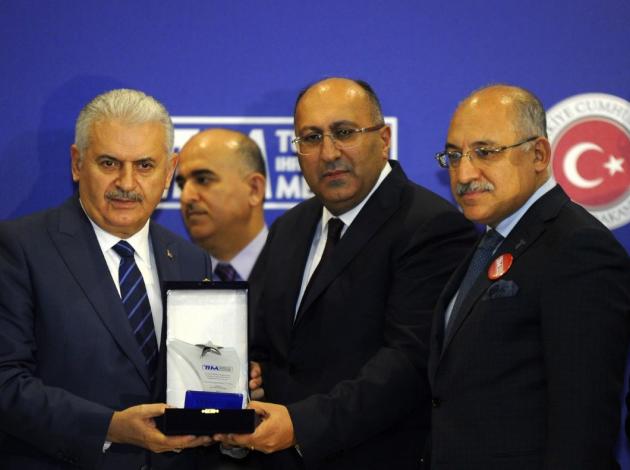 OTI Holding ödülleri topladı