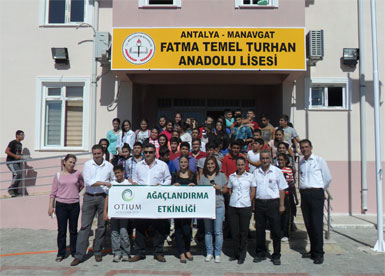 Otium, Manavgat’ta okul bahçesi ağaçlandırdı