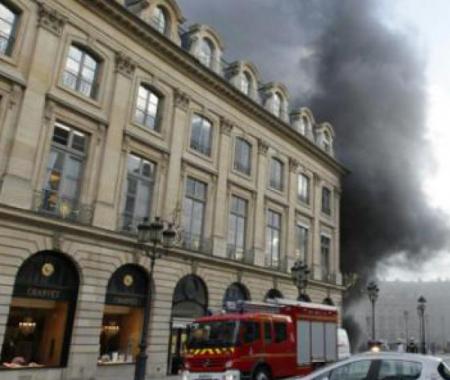 Paris Ritz Otel’de korkutan yangın