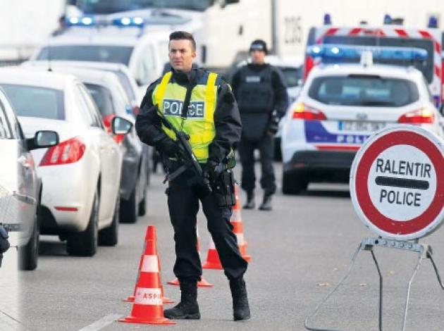 Paris’te hayat da turizm de durdu