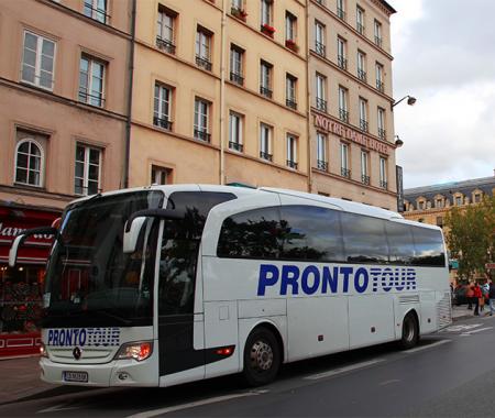 Prontotour Avrupa'yı otobüsle geziyor