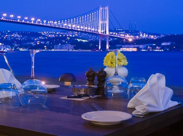 İstanbul Topkapı'ya bir ünlü marka daha