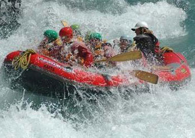 Antalya'da rafting faciası...