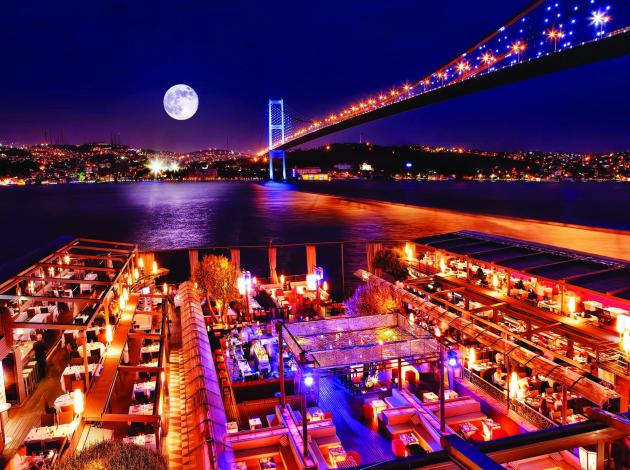 Reina'nın kapatılması İstanbul turizmi için büyük kayıp