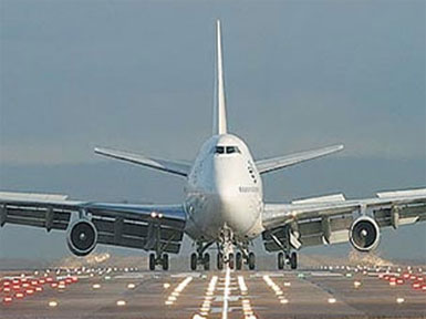 Uçağı rötar yapan yolculara yeni haklar
