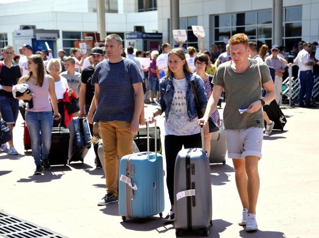 Rus turisti kapma yarışı başladı