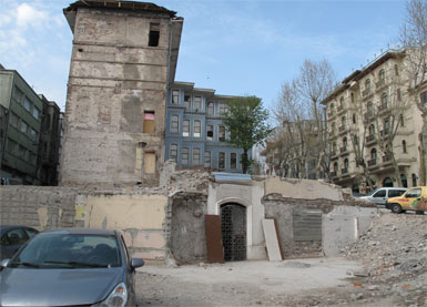 Sultanahmet'e yakışmayan görüntüler...