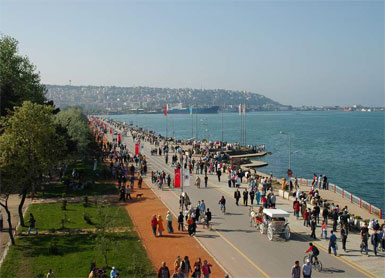 Yunanlı turistin Samsun ilgisi...