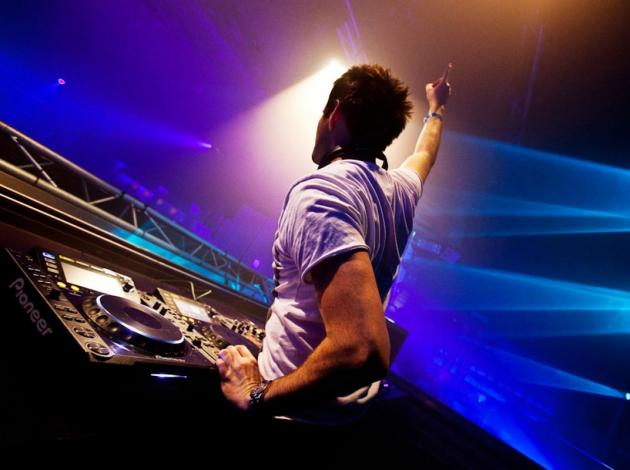 DJ'li, partili toplantı turizmi