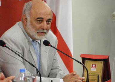 Sinan Vardar'a 'Yılın Turizmcisi' ödülü...