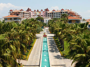 Sirene Belek'te romantik Sevgililer Günü...