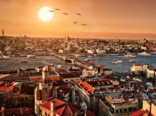 Tarihi yarımadada 648 kaçak pansiyona mühür