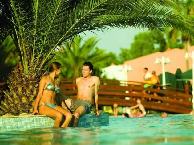 40 bin yeni yatağın yüzde 32’si Antalya’ya