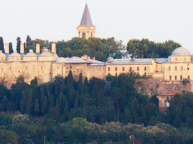 Topkapı Sarayı'na acil müdahale başlatıldı