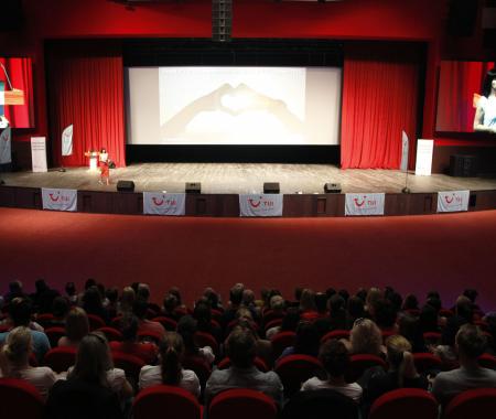TUI, 300 rehberle EXPO 2016’da toplandı
