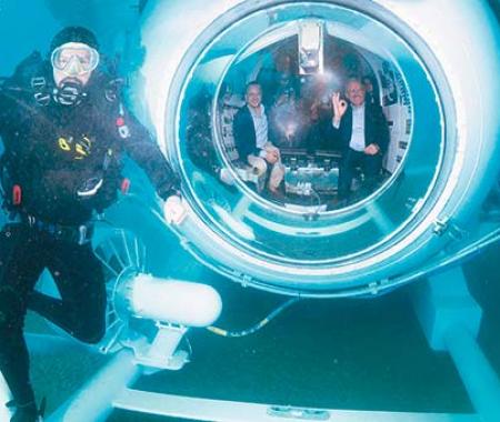 Turistik denizaltı NEMO ilk dalışını gerçekleştirdi