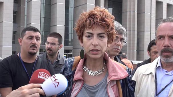Turistlerin yanında büyük rezalet