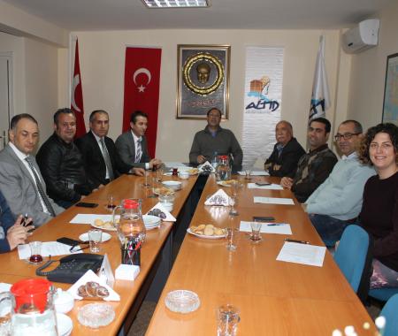 Turizm çalışanları örgütleniyor