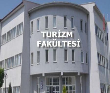 Turizm öğrencileri okullarından memnun değil