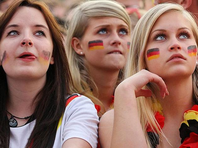 Turizmcilerden Alman turiste ortak çağrı