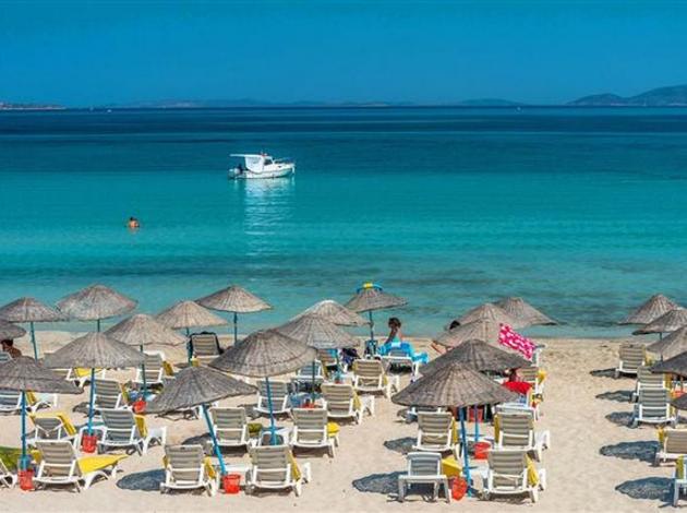 Turizmcilerden 'Çeşme isyanı'