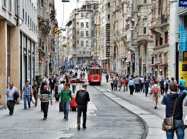 Turizmdeki yükseliş caddelere yansımadı