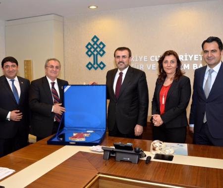 TÜROB Kültür ve Turizm Bakanı Mahir Ünal'ı ziyaret etti